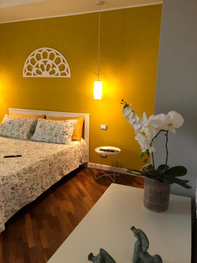 Faro Sul Mare Luxury Apartment - Zona Fiera Bari Zewnętrze zdjęcie