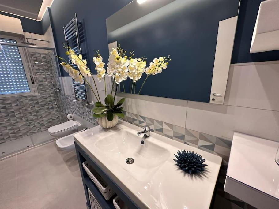 Faro Sul Mare Luxury Apartment - Zona Fiera Bari Zewnętrze zdjęcie
