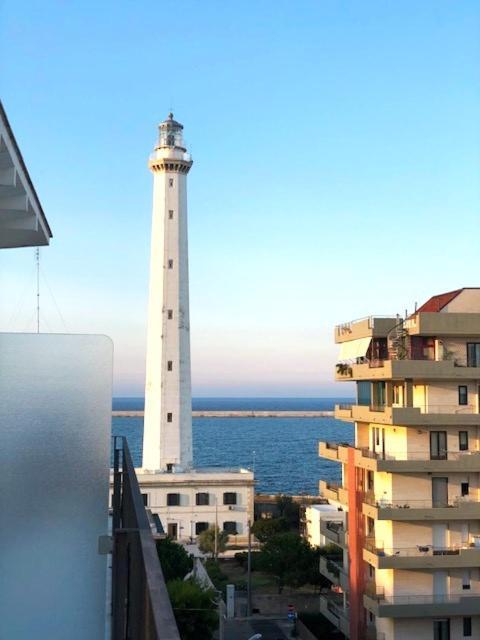 Faro Sul Mare Luxury Apartment - Zona Fiera Bari Zewnętrze zdjęcie